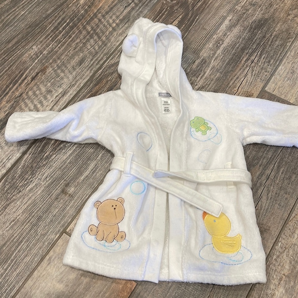 White hooded robe. 0-12 months